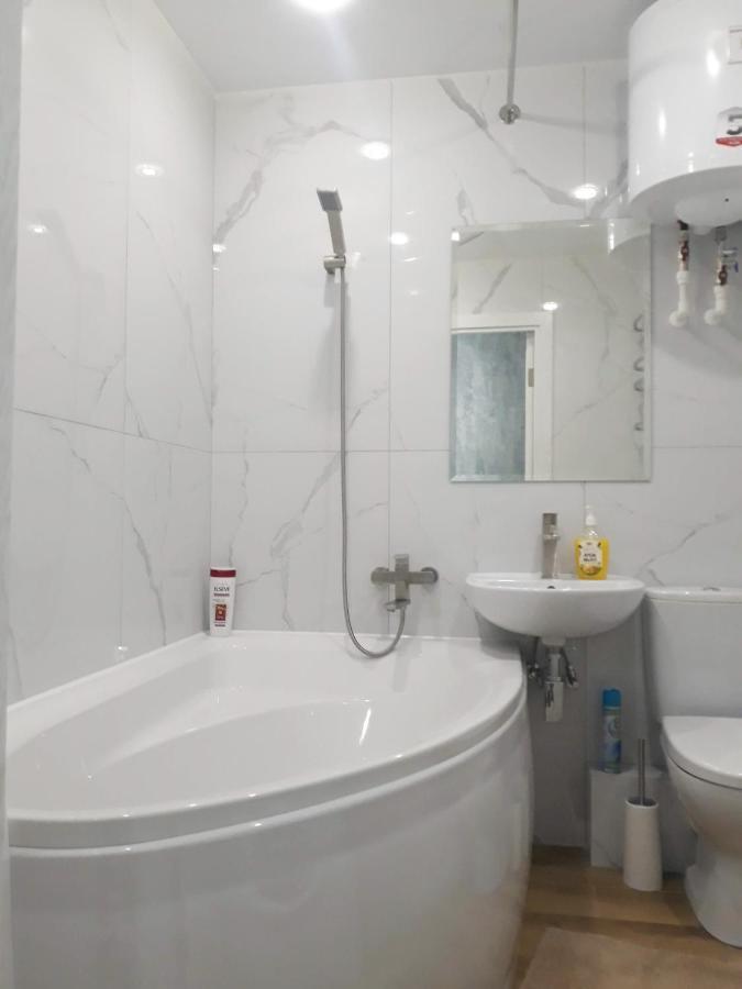 Виталия Матусевича Дом 4 Kryvy Rih Extérieur photo