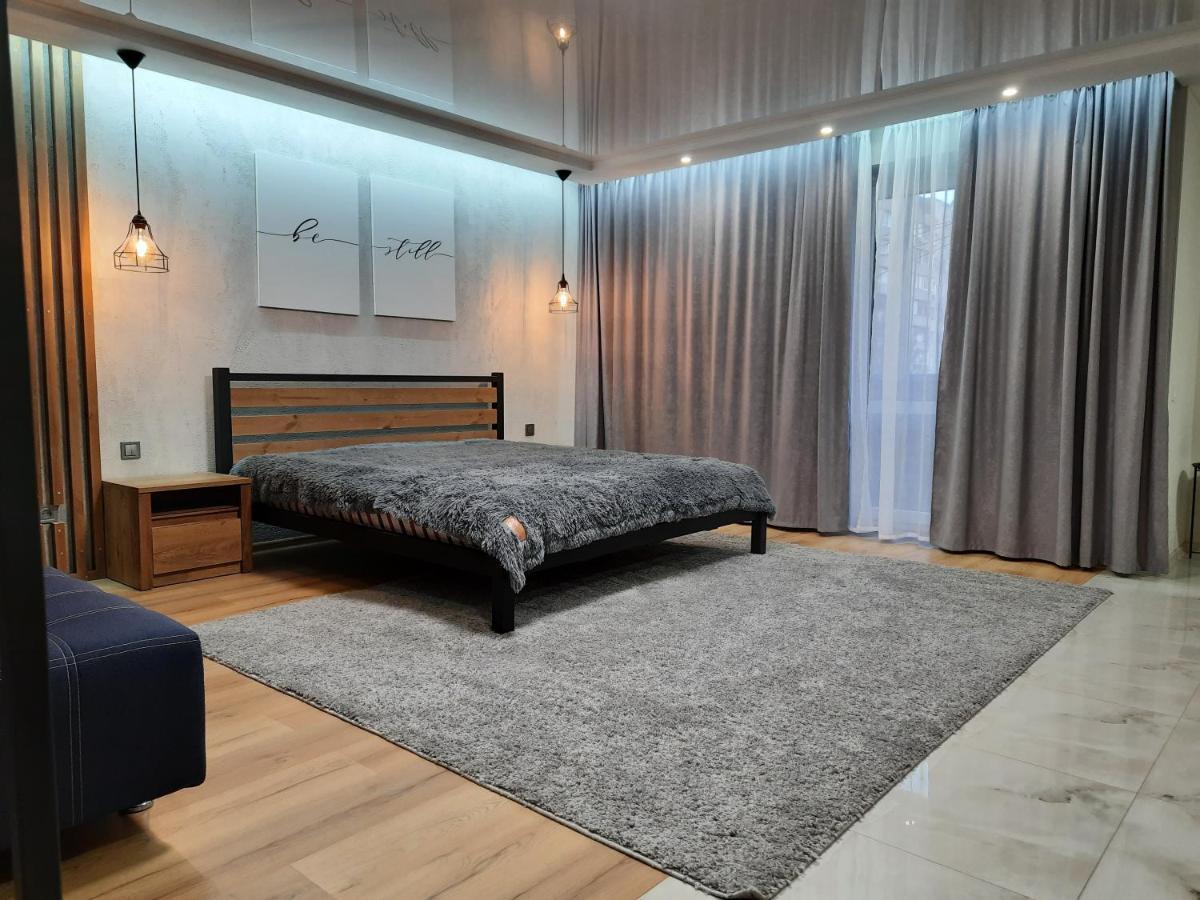Виталия Матусевича Дом 4 Kryvy Rih Extérieur photo